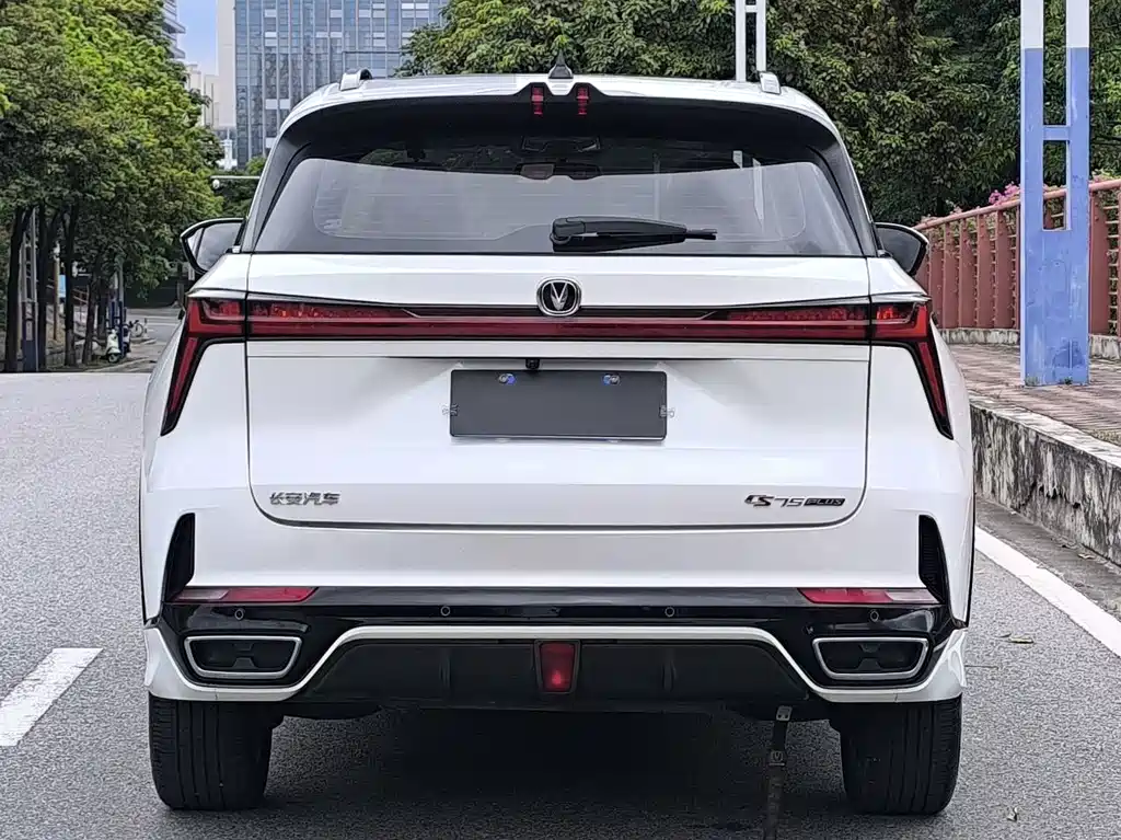 Changan CS75PLUS 2024 — фото 5