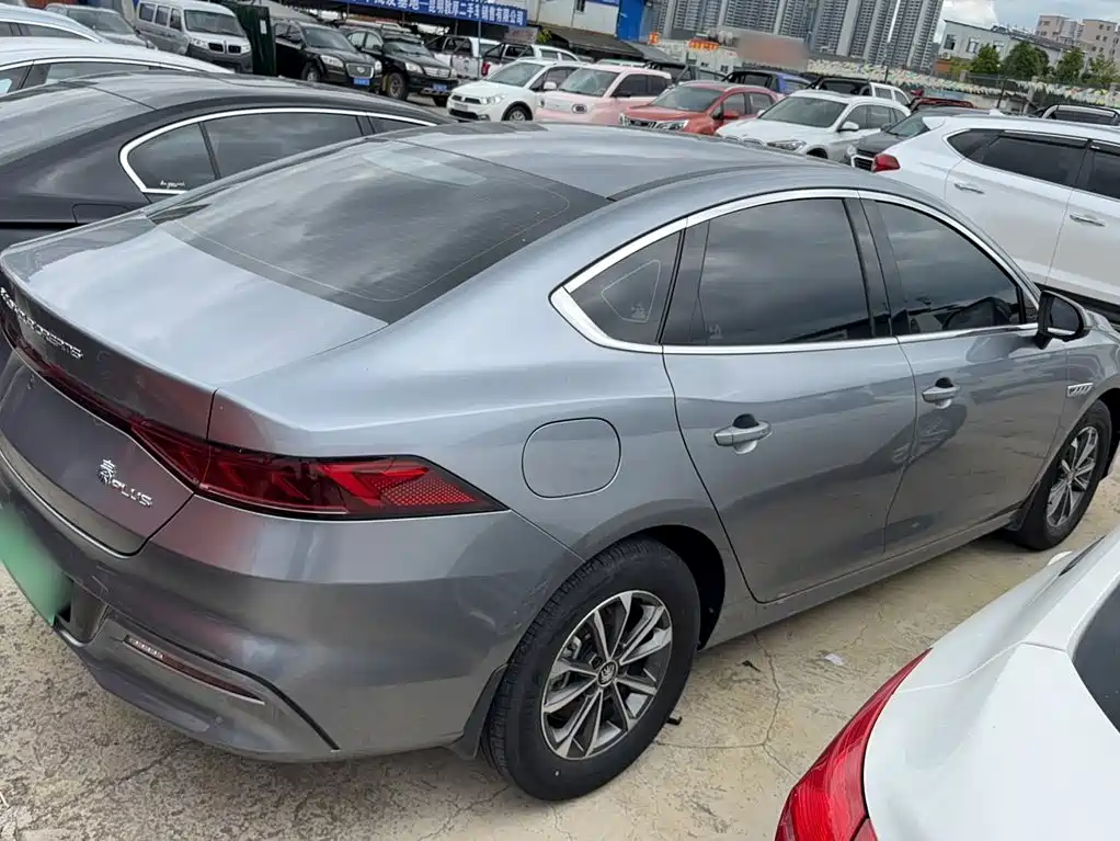 BYD Qin PLUS 2023 — фото 10