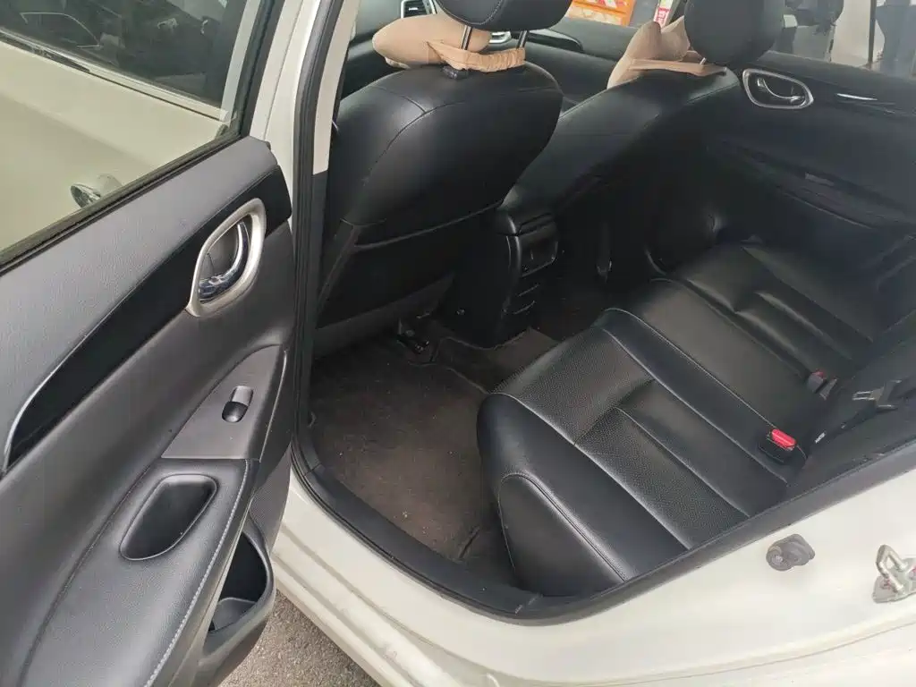 Nissan Sylphy 2018 — фото 18
