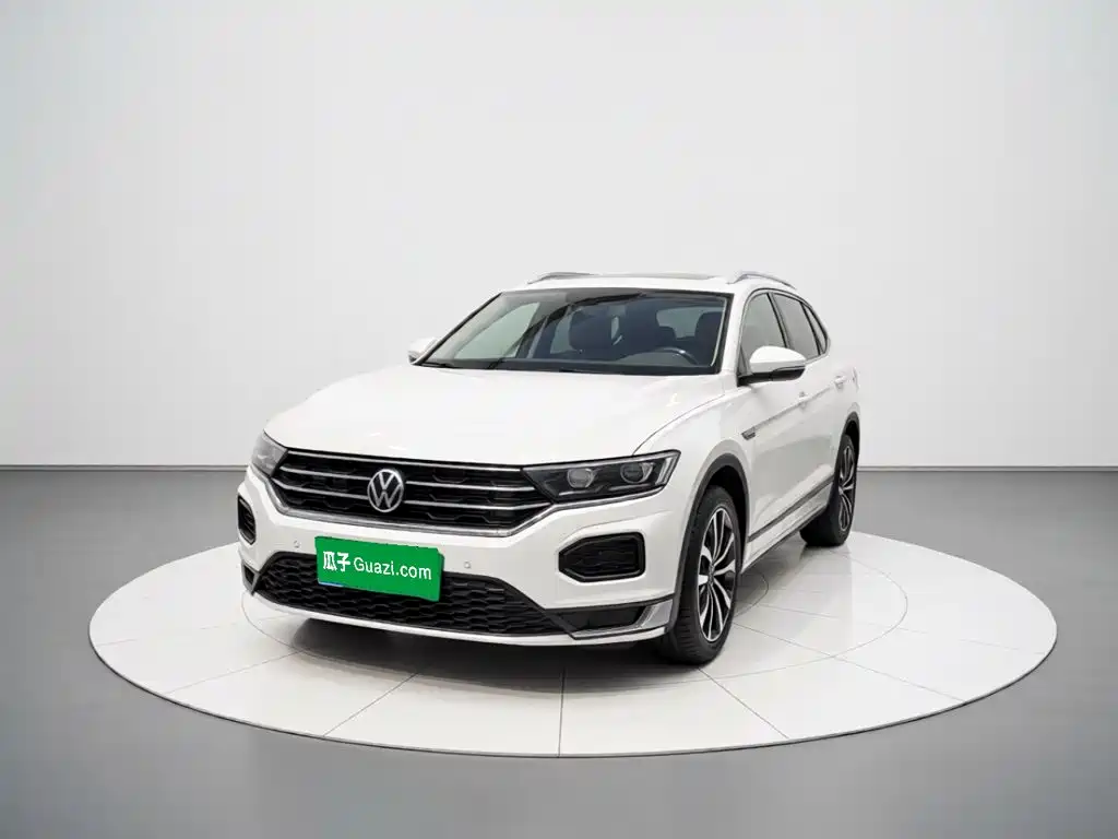 Volkswagen T-Roc 2022 — фото 1