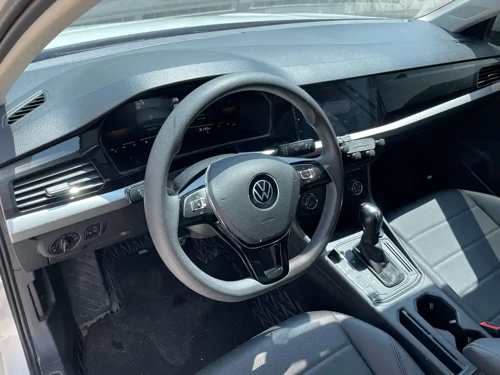 Volkswagen Lavida 2022