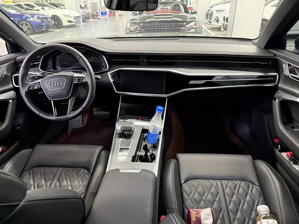 Audi A6L 2025