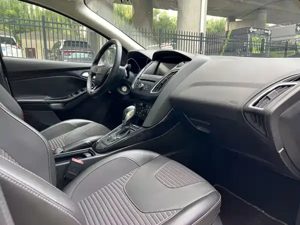 Ford Focus 2016