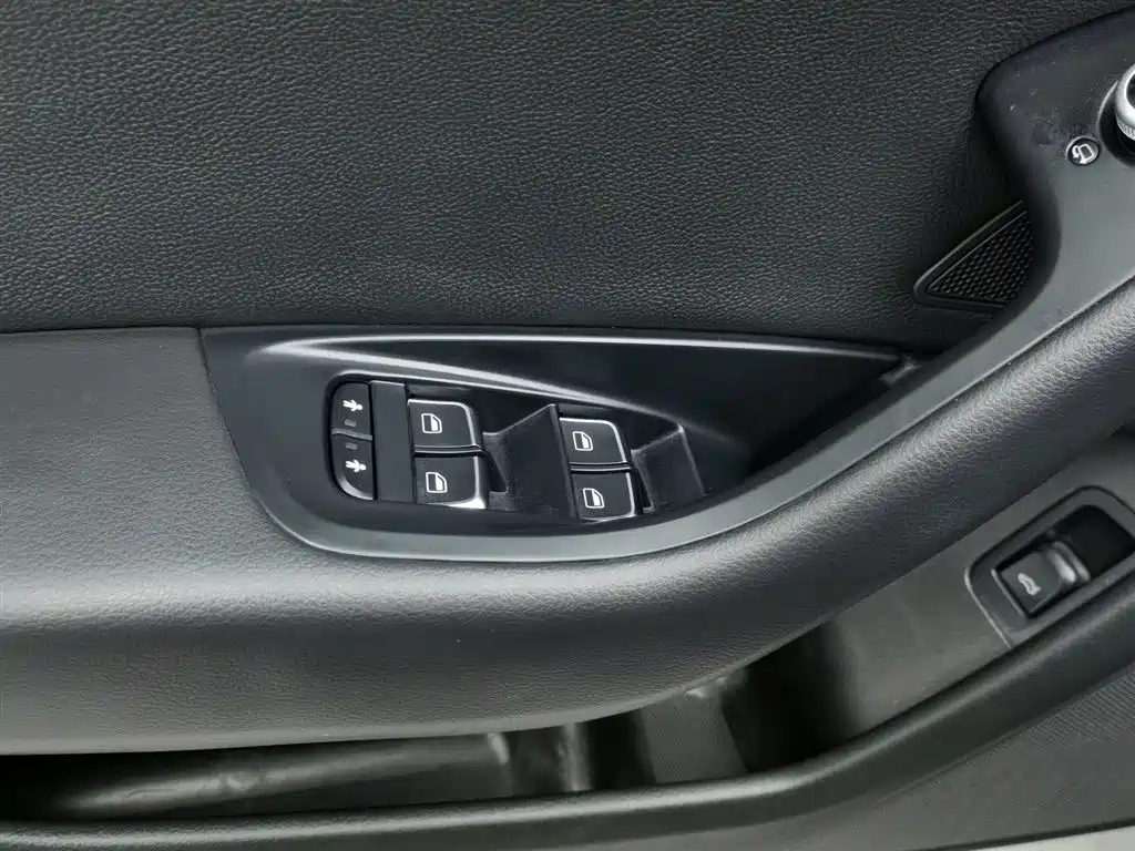 Audi A6L 2016 — фото 9