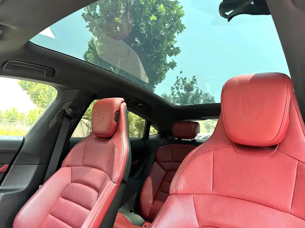 Porsche Taycan 2021 — фото 6