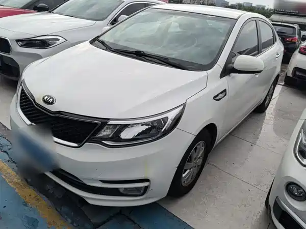Kia K2 2015