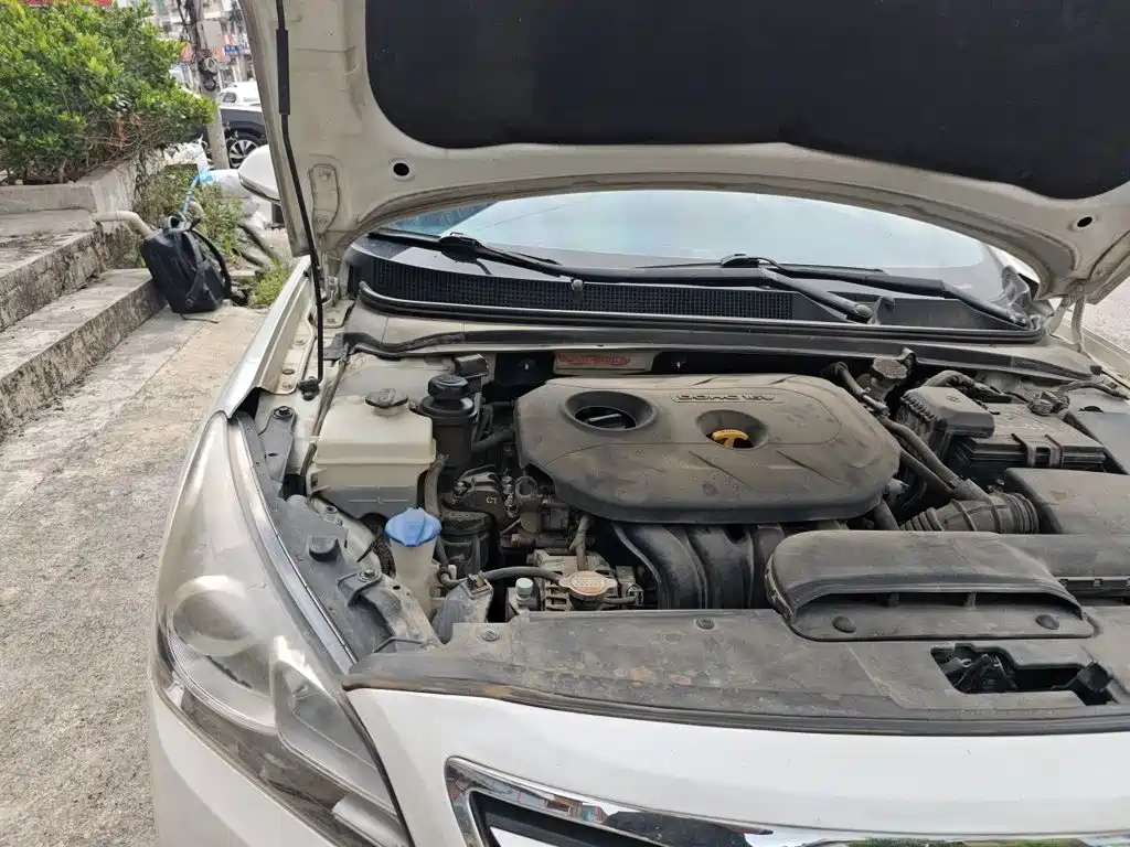 Hyundai Mistra 2015 — фото 22