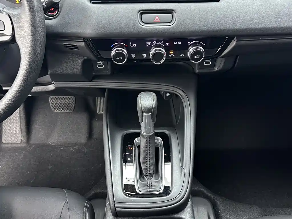 Honda Vezel 2023 — фото 15
