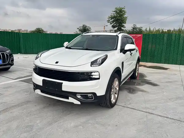 Lynk & Co 01 2018