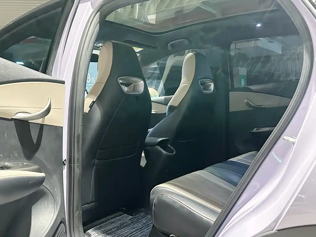 BYD Dolphin 2023 — фото 10
