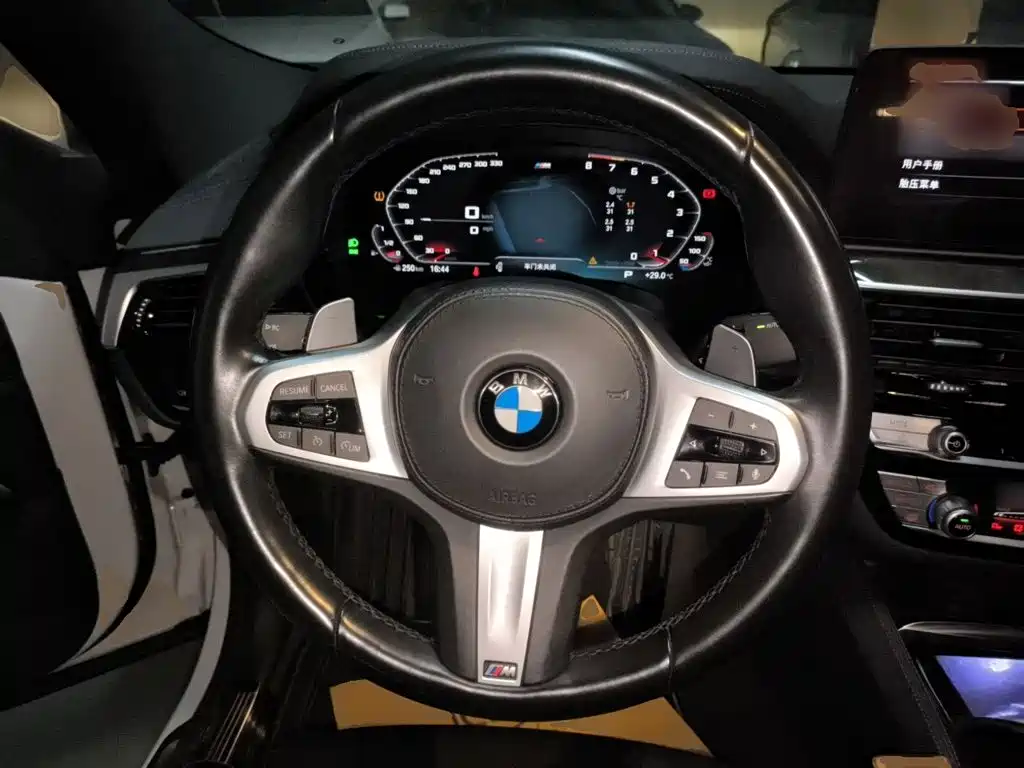 BMW 6 Series GT 2021 — фото 11