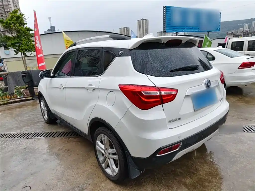 Changan CS35 2018 — фото 5