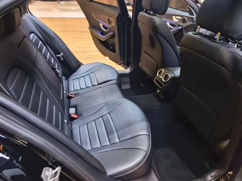 Mercedes-Benz C-Class 2019
