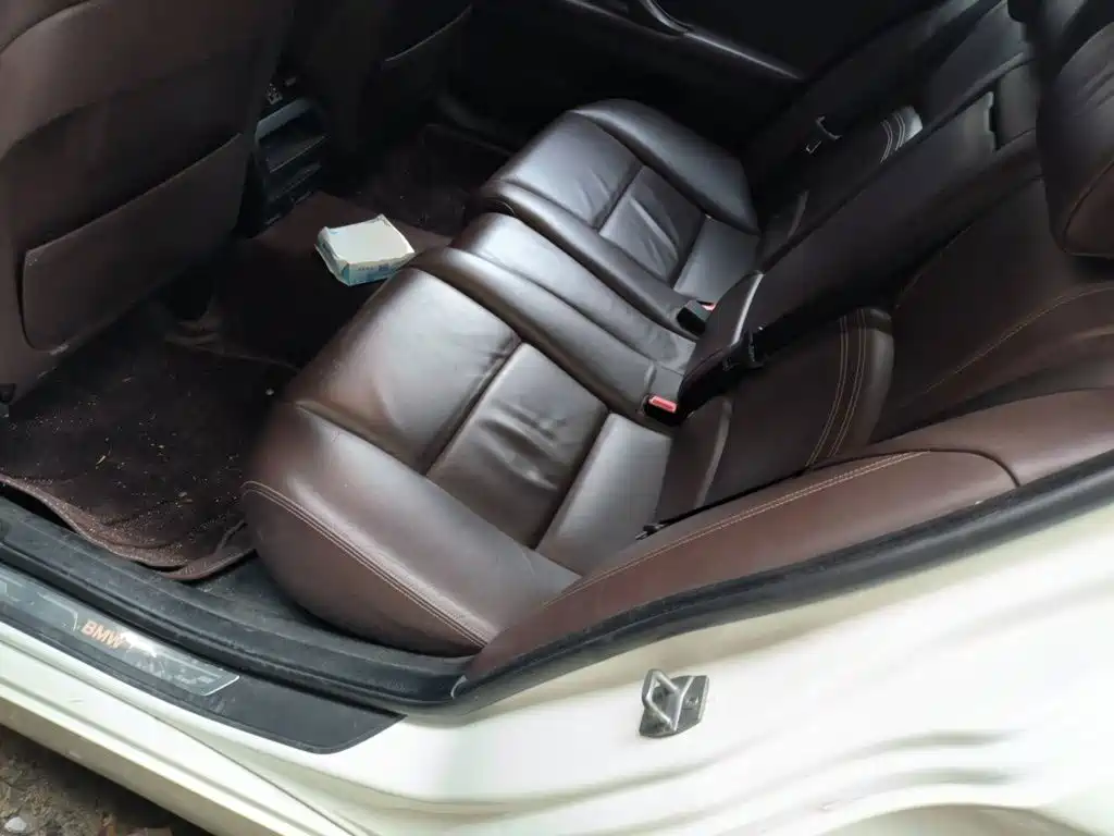 BMW 5 Series 2015 — фото 18