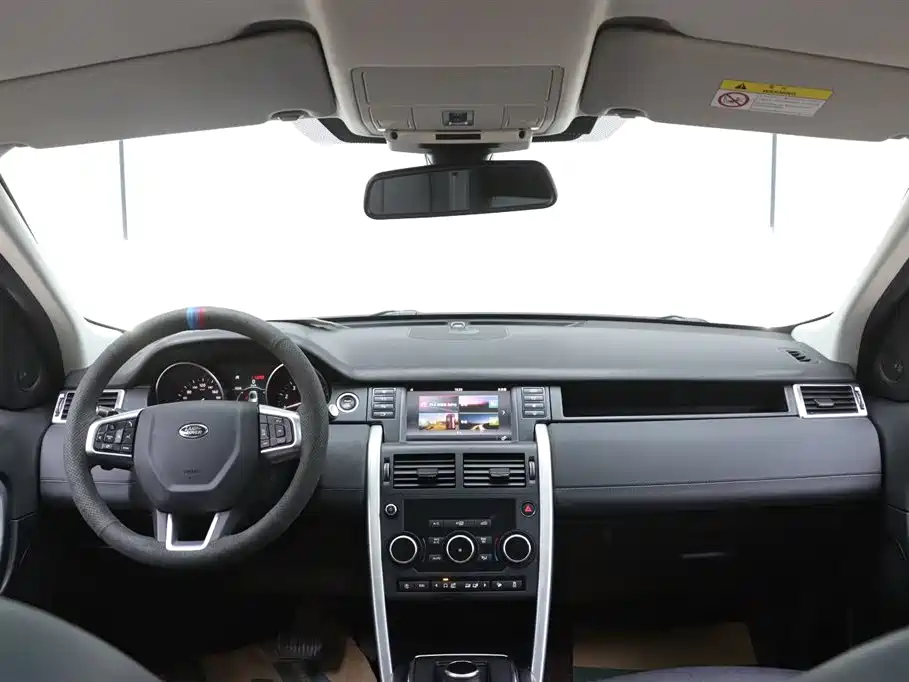 Land Rover Discovery Sport 2019 — фото 20
