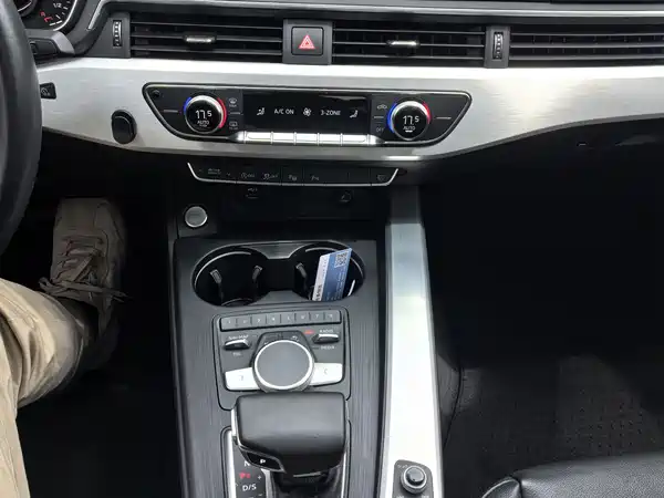Audi A4L 2019