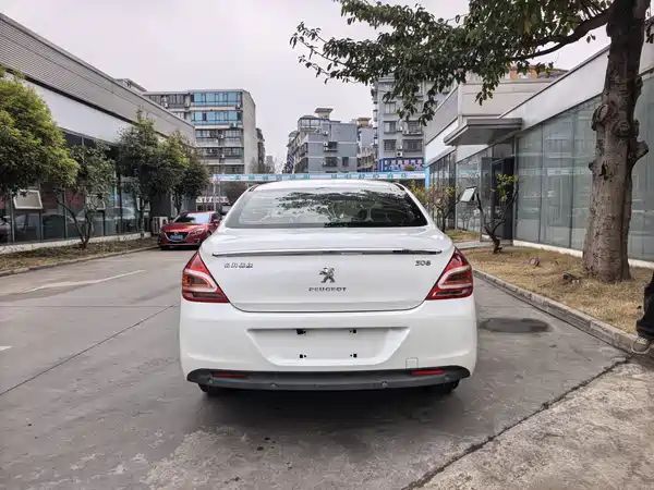 Peugeot 308 2014