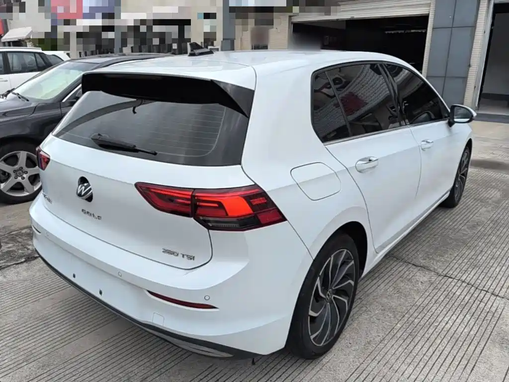 Volkswagen Golf 2022