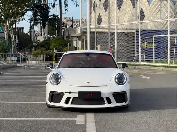 Porsche 911 2018