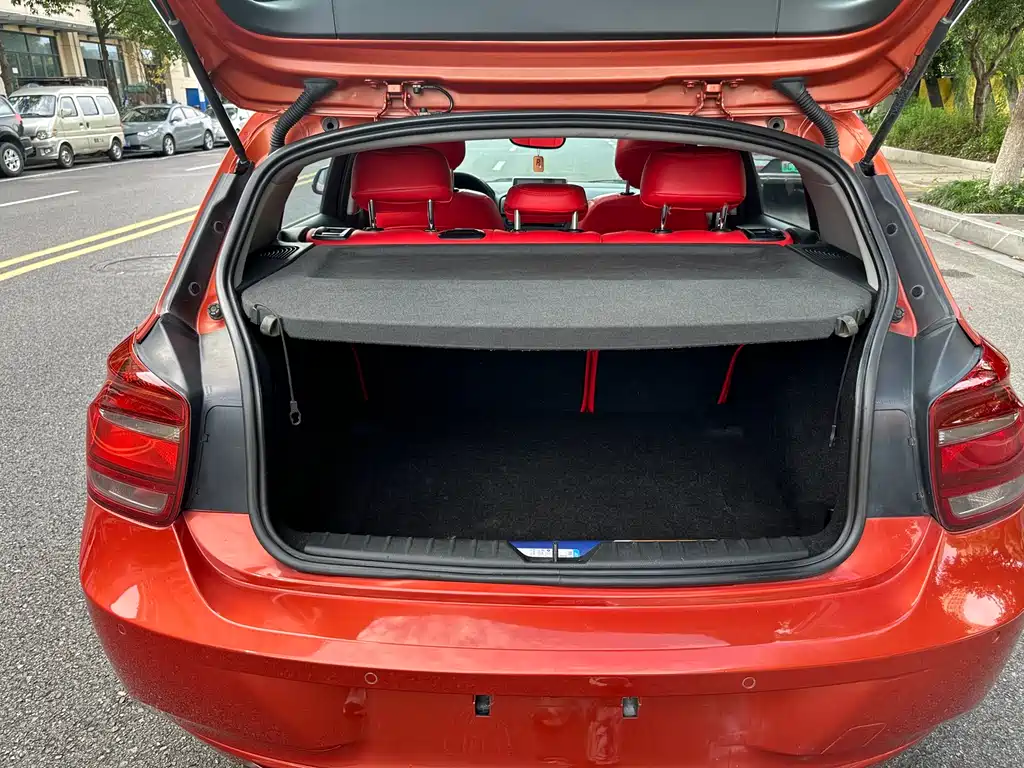 BMW 1 Series 2014 — фото 16