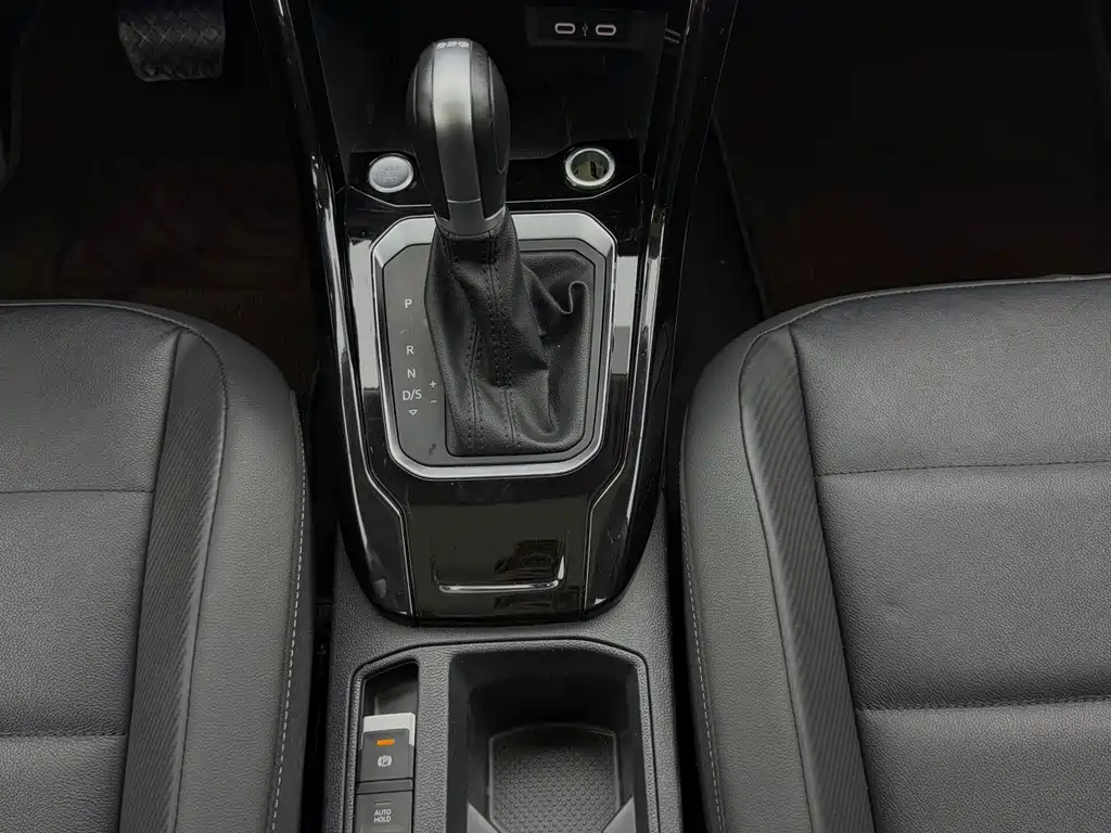 Volkswagen T-Roc 2022 — фото 14