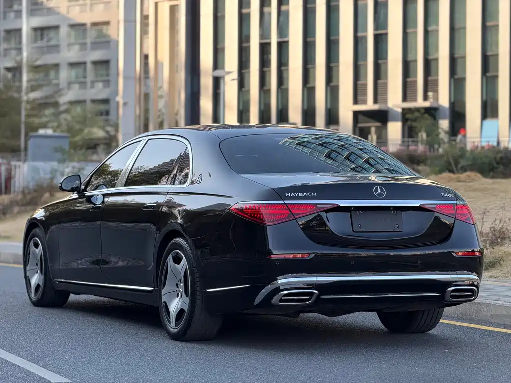 Mercedes-Benz S-Class 2024 — фото 16