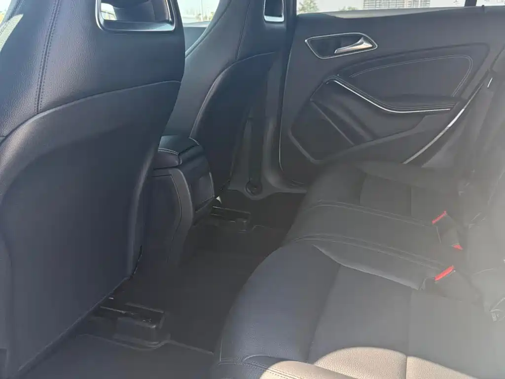 Mercedes-Benz CLA 2015 — фото 6