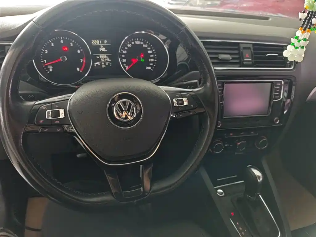 Volkswagen Sagitar 2019 — фото 10