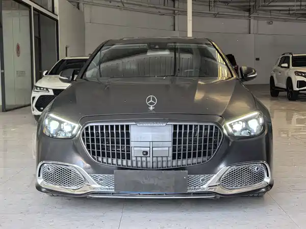 Mercedes-Benz E-Class 2013