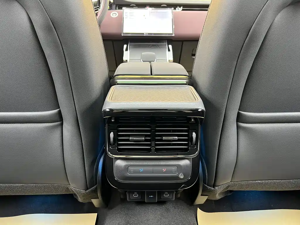 Land Rover Evoque — фото 28