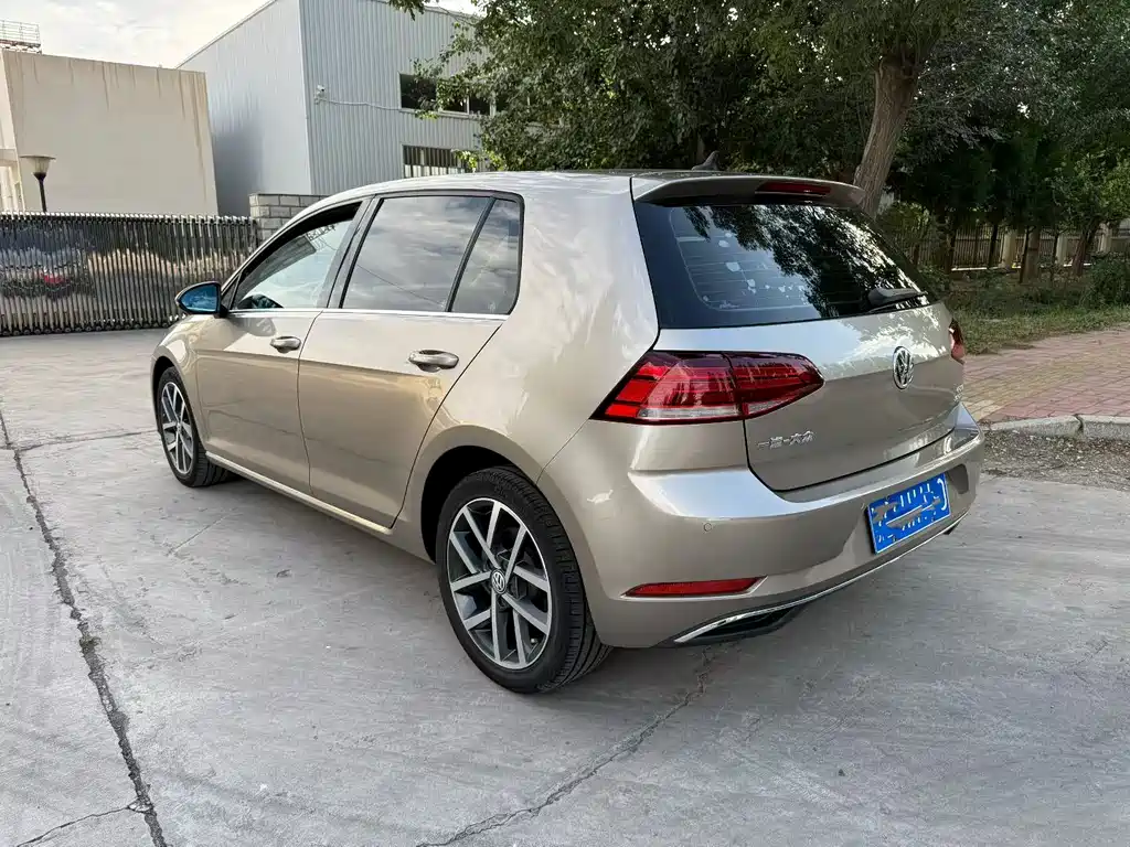 Volkswagen Golf 2020