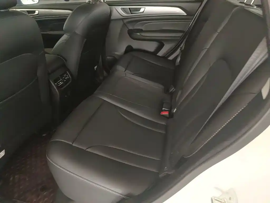 Haval M6 2022 — фото 17