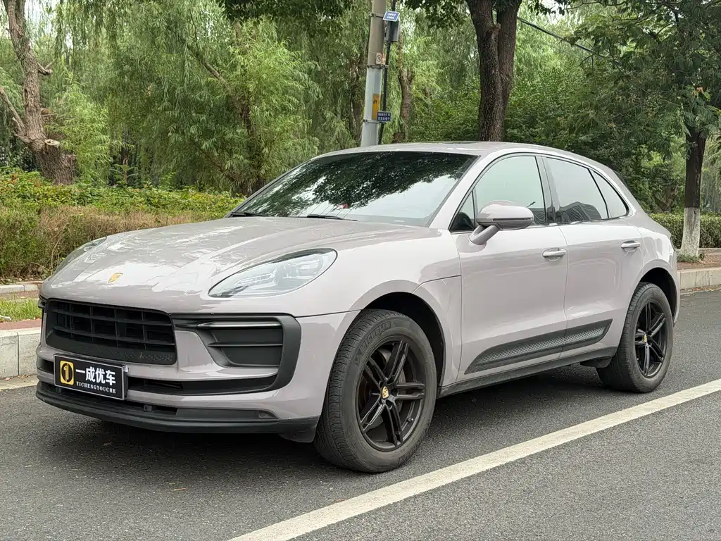 Porsche Macan 2023 — фото 9