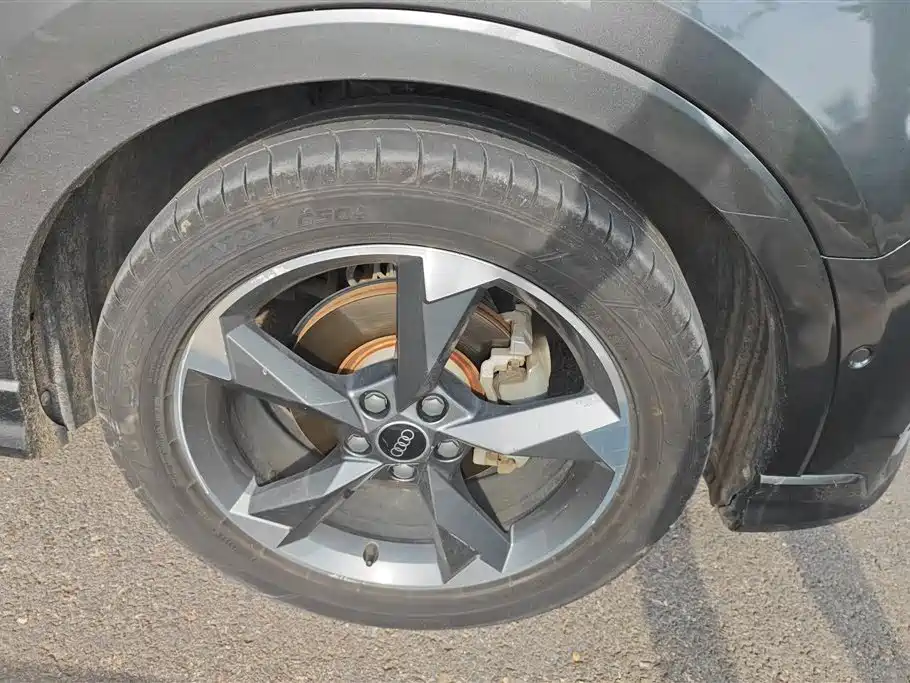 Audi Q3 2021