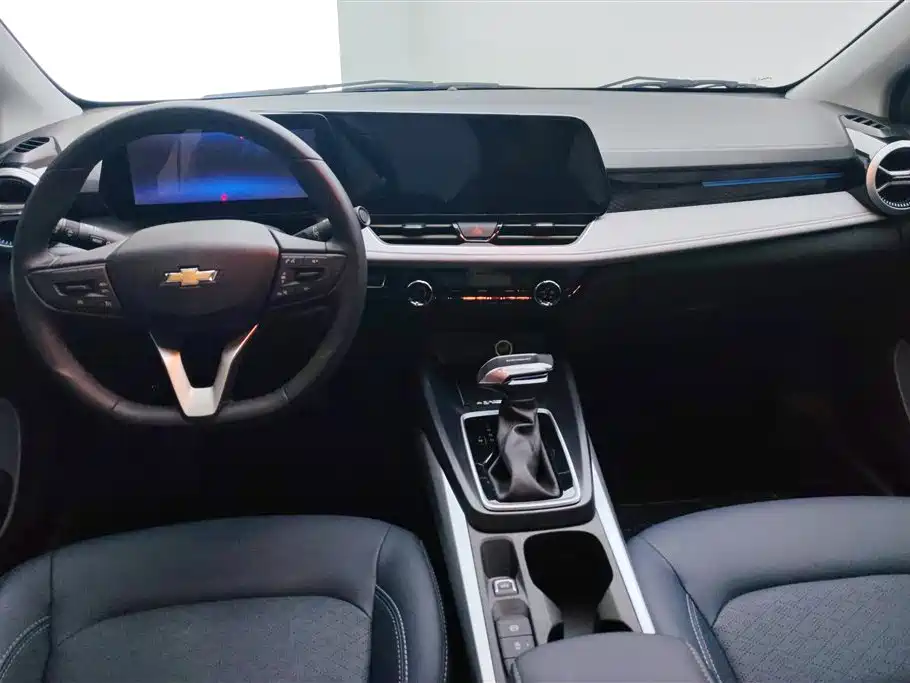 Chevrolet Cruze 2024 — фото 12