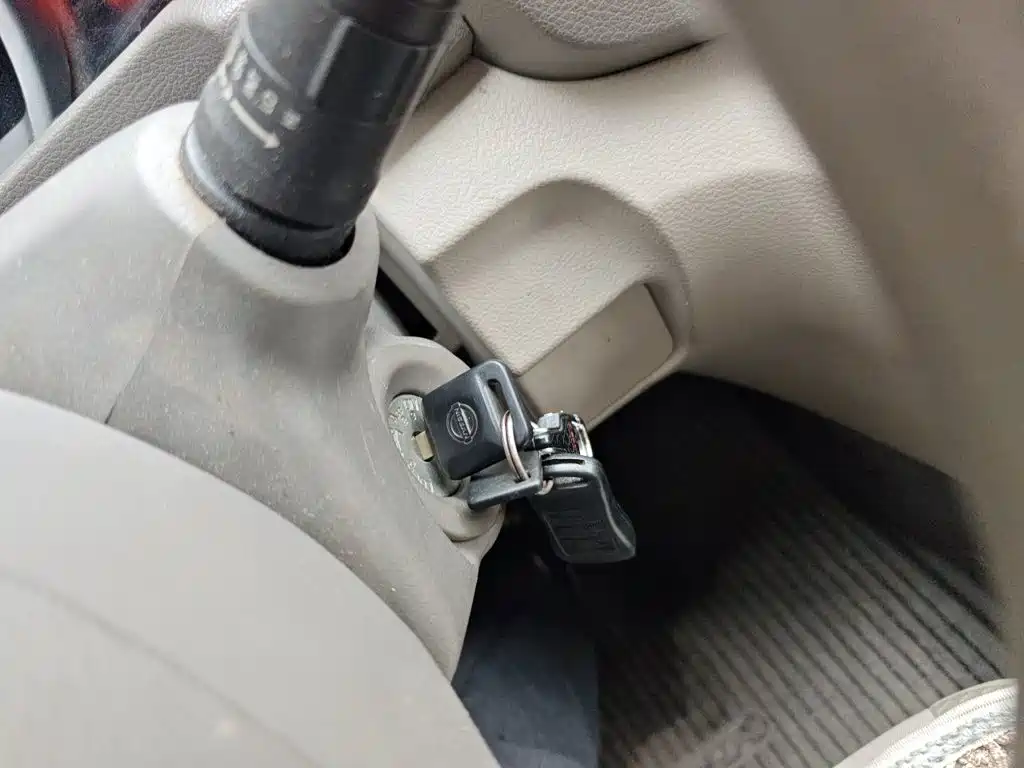 Nissan NV200 2014 — фото 12