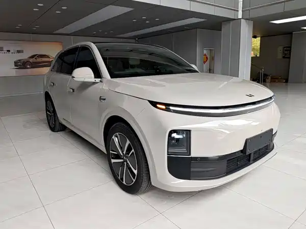 Li Auto L6 2024