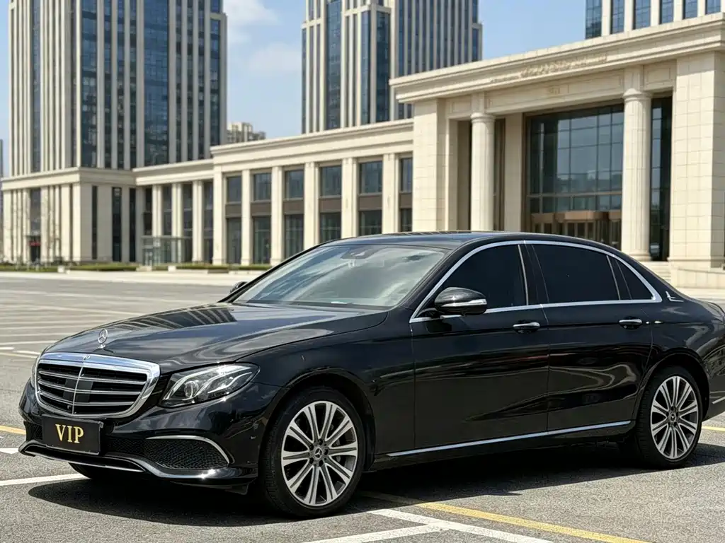 Mercedes-Benz E-Class 2019 — фото 1