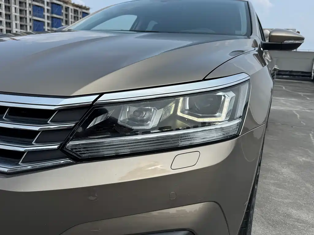 Volkswagen Passat 2016 — фото 8