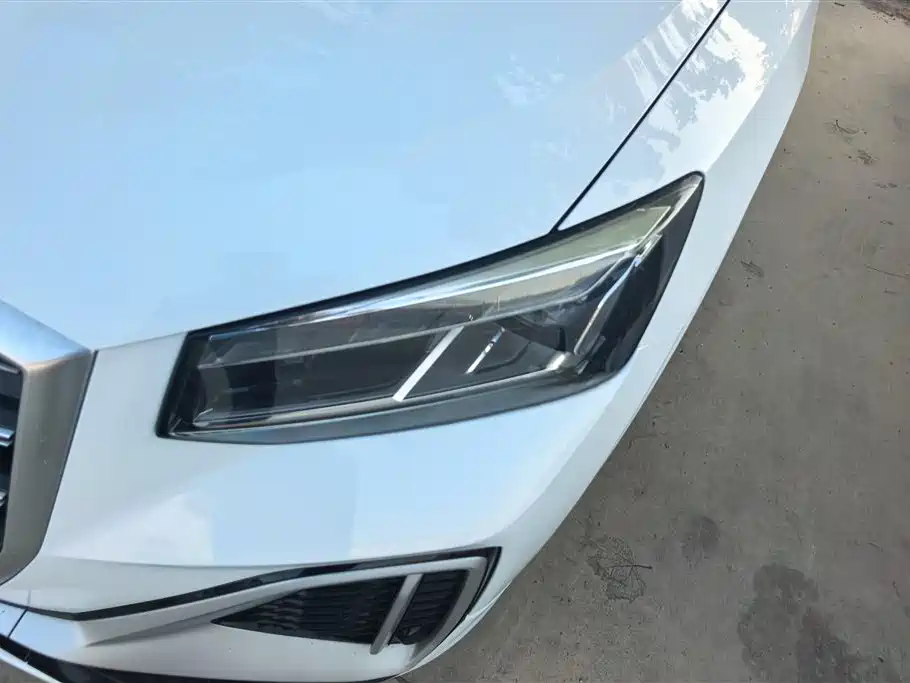Audi Q2L 2022