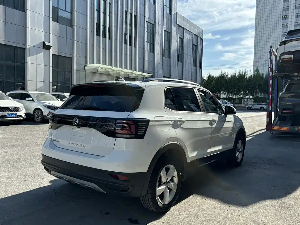 Volkswagen T-Cross 2023
