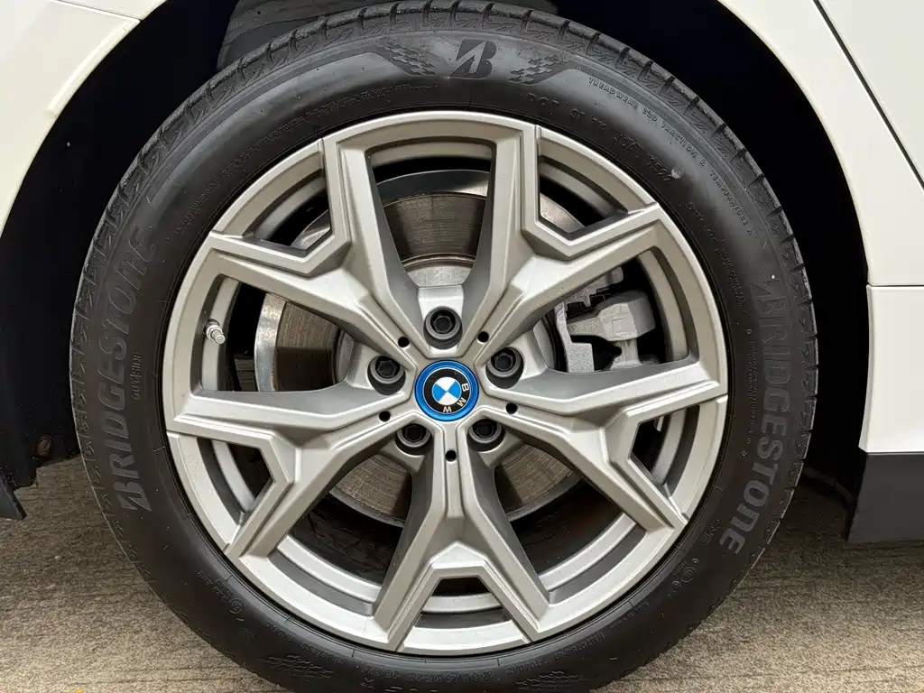 BMW i3 2024 — фото 16