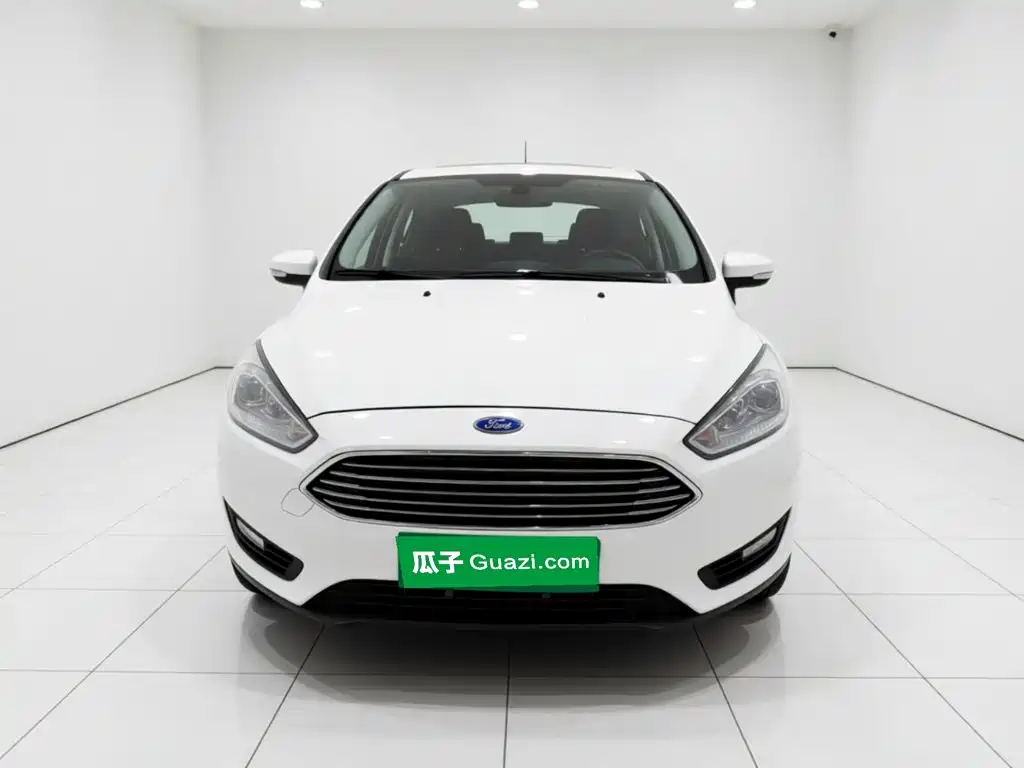 Ford Focus 2018 — фото 2