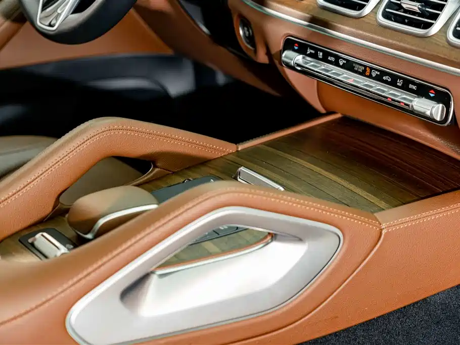 Mercedes-Benz GLE 2025 — фото 20