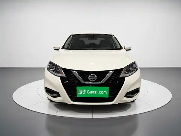 Nissan Tiida 2022