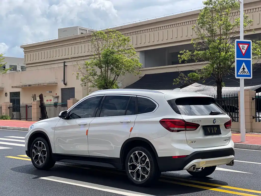BMW X1 2021