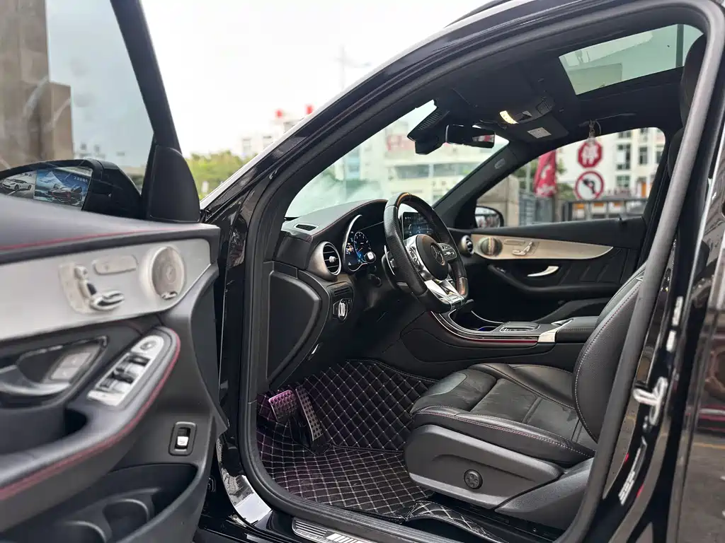 Mercedes-Benz GLC AMG 2021 — фото 8