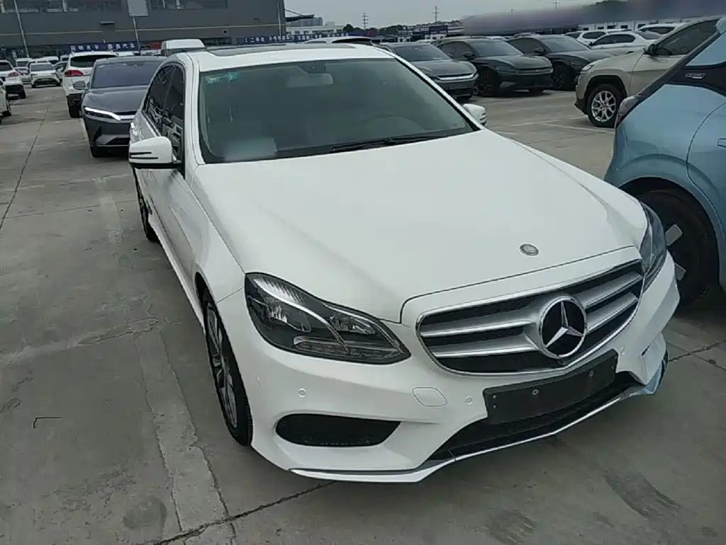 Mercedes-Benz E-Class 2014 — фото 4