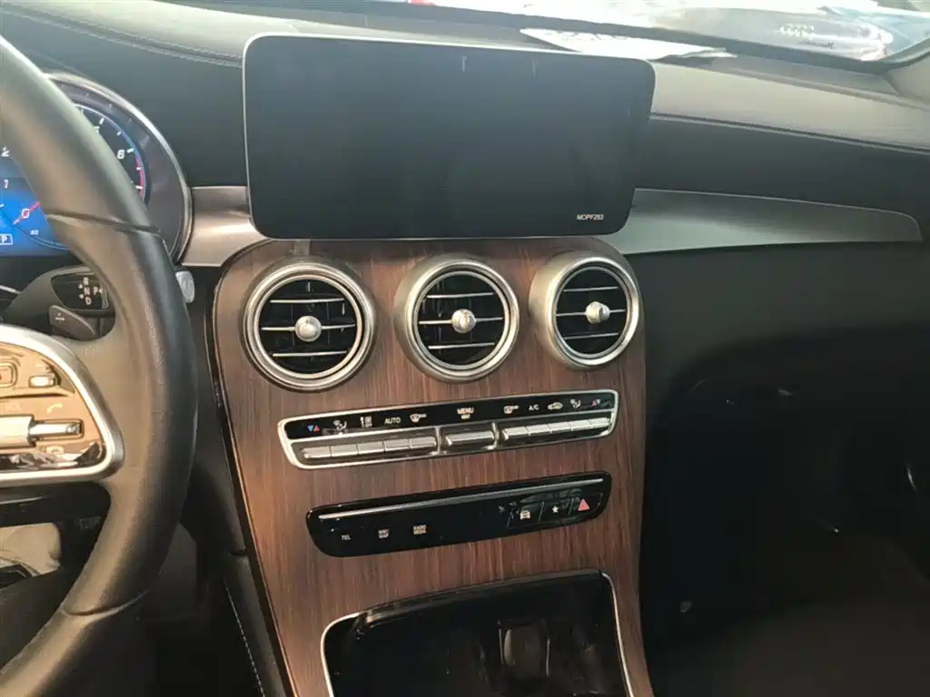 Mercedes-Benz GLC 2020 — фото 13