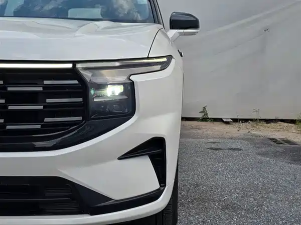 Ford Edge 2025
